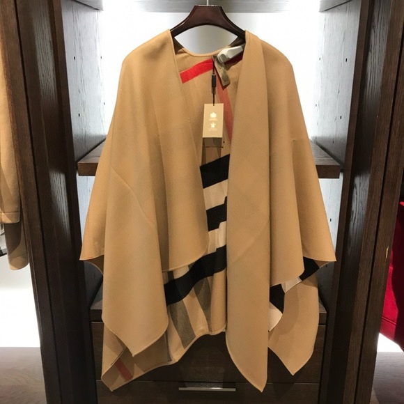 burberry wool panco - Picture 5 of 10
